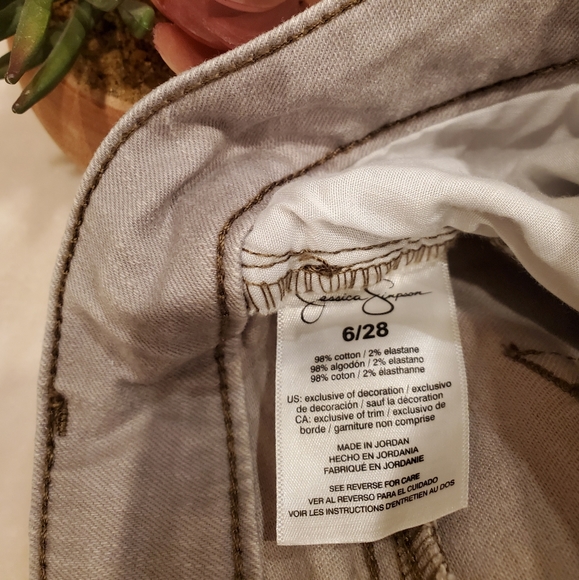 Jessica Simpson Rolled Crop Skinny Jeans - Picture 6 of 7